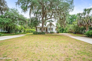 110 Fort Marion Rd, Beaufort, SC 29902