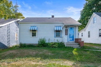 2006 S Manhattan Ave, Muncie, IN 47302