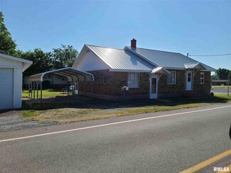 280 Chestnut St, Stonefort, IL 62987
