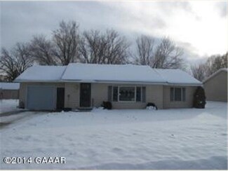 311 311 Carolina Ave, Hoffman, MN 56339