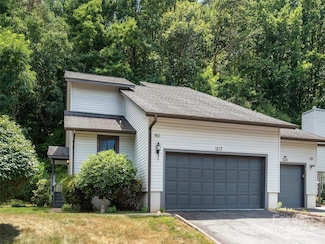 217 Cheyenne Ct, Asheville, NC 28803