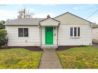 2874 SE Sherman St, Portland, OR 97214