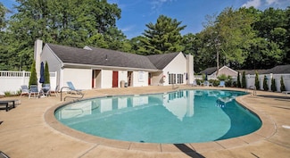 5 Northbrook Dr Unit 501, Manchester, NH 03102
