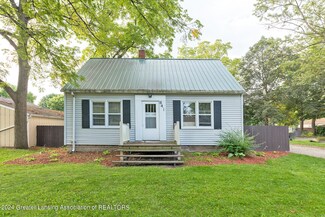 641 W Columbia St, Mason, MI 48854