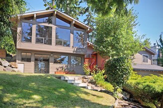 906 Sea Vista Place, Edmonds, WA 98020