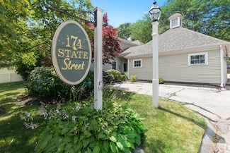 174 State St Unit 1, Newburyport, MA 01950