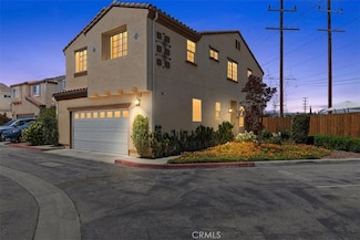 11159 Laughlin Ln, North Hollywood, CA 91606