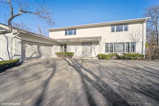 539 Dundee Rd, Glencoe, IL 60022