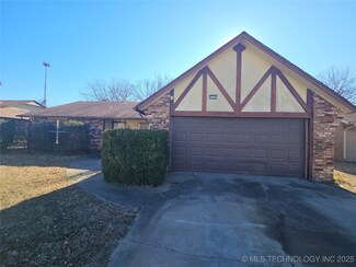 2230 W Haskell St, Tulsa, OK 74127