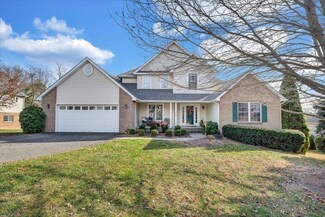 409 Wildflower Ln, Blacksburg, VA 24060