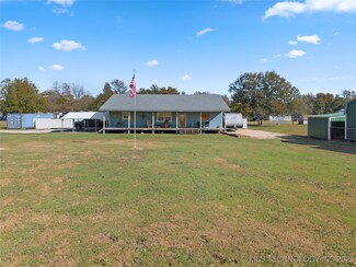 300 S 1st Ave, Dougherty, OK 73032