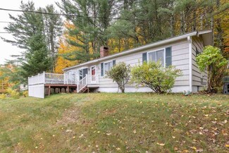 52 Chase Cir, Center Harbor, NH 03226