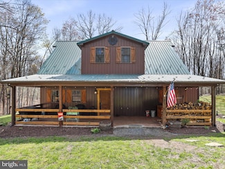 125 Rural Retreat Ln, Great Cacapon, WV 25422
