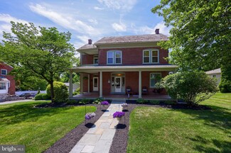 118 Delp Rd, Lancaster, PA 17601