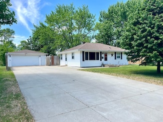 8412 4th Ave S, Bloomington, MN 55420