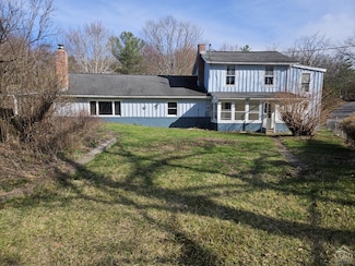 51 Dunbar Rd, Hudson, NY 12534