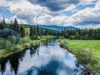 28044 Yaak River Rd, Yaak, MT 59935