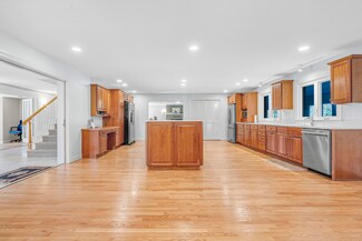 1851 Washington Ave, Portland, ME 04103