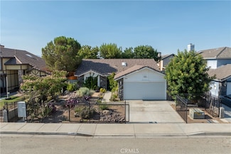 2062 E Nugent St, Lancaster, CA 93535