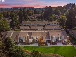 1988 Bonniebrae Dr, Lake Oswego, OR 97034