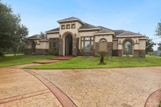 900 N Sunflower Rd, Edinburg, TX 78542