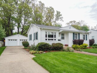 1715 Glendale Blvd, Kalamazoo, MI 49004