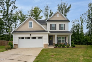 2521 Heathland Farm Dr, Fuquay Varina, NC 27526