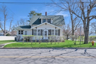 32 6th Ave S, Sauk Rapids, MN 56379