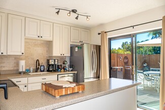 5718 SE Windsong Ln Unit 325, Stuart, FL 34997