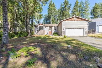 30 E Paint Brush Ln, Union, WA 98592