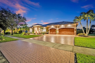 13307 SW 42nd St, Davie, FL 33330