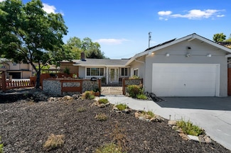 4883 Snow Dr, San Jose, CA 95111