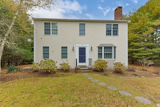 15 Old Bay Rd, Wellfleet, MA 02667