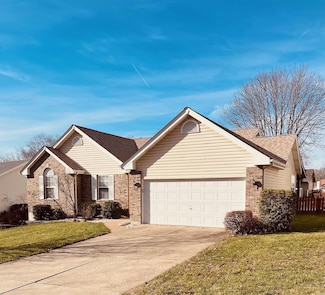 3192 Moss Pointe Dr, Saint Charles, MO 63303