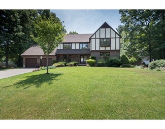 5 Belle Haven Dr, Andover, MA 01810