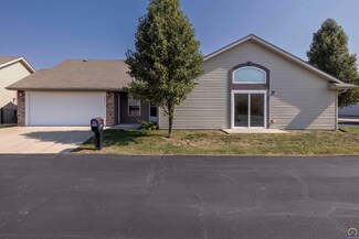 3324 SW Lajolla Rd, Topeka, KS 66614