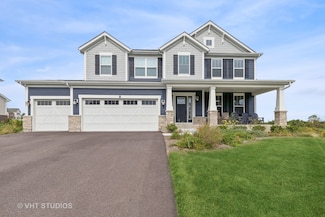 8 Crystal Downs Dr, Hawthorn Woods, IL 60047