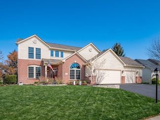 2295 Bold Venture Dr, Lewis Center, OH 43035