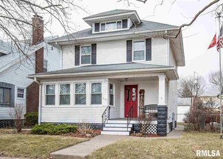 2131 15th Street A, Moline, IL 61265