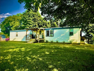 25 Prospect St, Livermore Falls, ME 04254