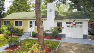 55 Lakeside Dr, Hartfield, VA 23071
