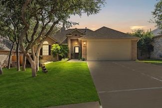 1109 Perkins St, San Marcos, TX 78666