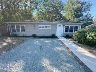 107 Beach Blvd, Forked River, NJ 08731