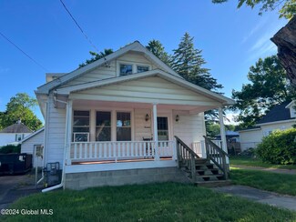 419 Sanders Ave, Schenectady, NY 12302