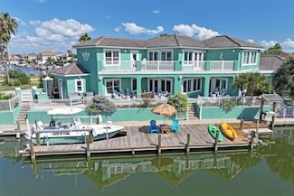 1061 Pompano Dr, Aransas Pass, TX 78336