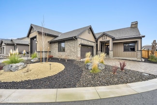 3270 Red Leaf Ct, Carson City, NV 89703