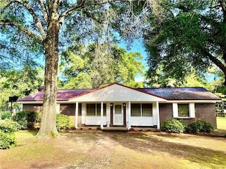 5758 Clark Cir W, Satsuma, AL 36572