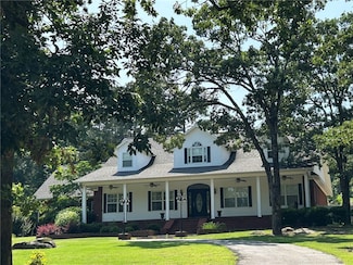 189 Stream Rd, Russellville, AR 72802