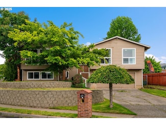 790 SE Robin Way, Gresham, OR 97080