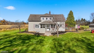 161 Bryans Rd, Hampton, NJ 08827